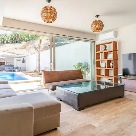 Casa De La Playa * Benalmádena